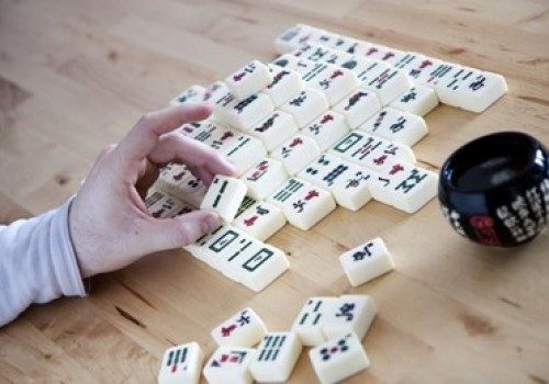 258游戏网潜江麻将在舍牌时，必须目标明