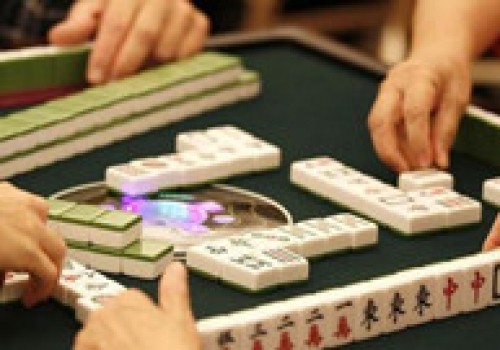 如何下载258游戏网麻将游戏呢？