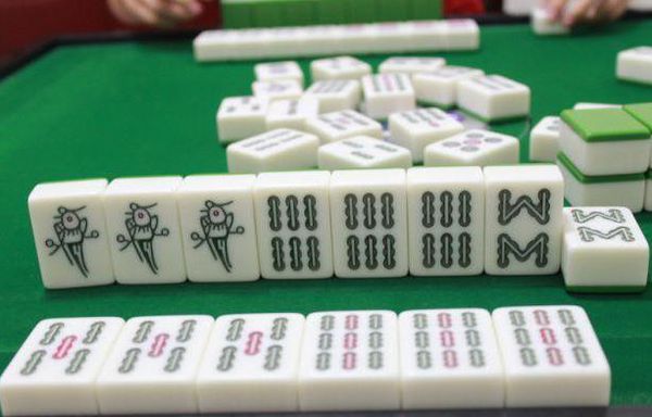 “推倒胡”！东北人刻在DNA里的麻将玩法，一看就会