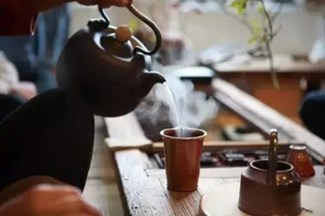 四人军旗游戏组队玩法攻略，配合默契，团队共赢才是王道